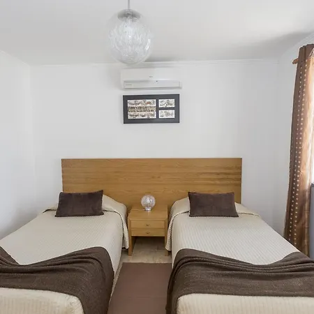 Oliveira Apartment *