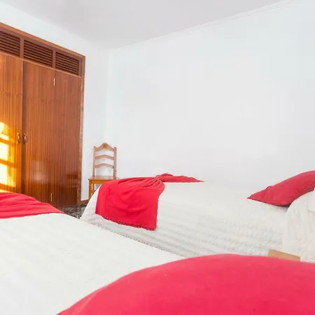 Oliveira Apartment