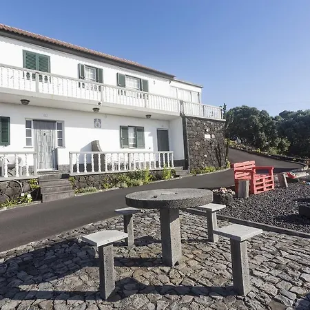 Oliveira * Madalena (Azores)