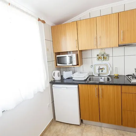 Oliveira Apartment *