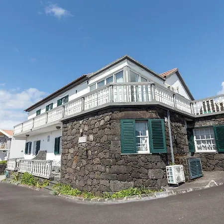 Oliveira Daire Madalena (Azores)