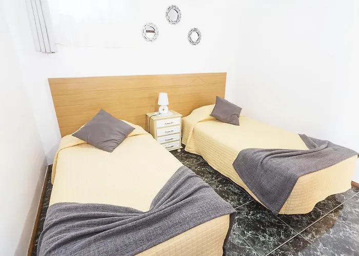 Oliveira * Madalena (Azores)