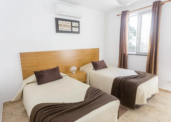 Oliveira Madalena (Azores)